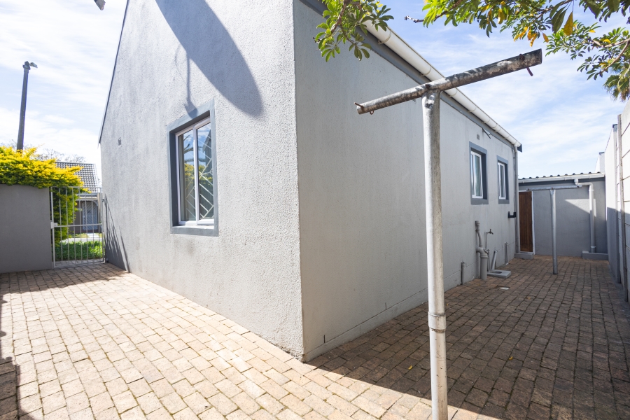 2 Bedroom Property for Sale in Protea Village Western Cape